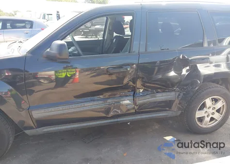 2005 Jeep Grand Cherokee Laredo z USA, uszkodzony, nr VIN 1J4GR48K65C536307